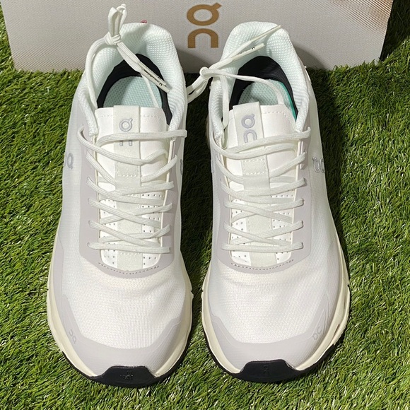 ON Running Cloudnova Form Sneakers NWT - Picture 2 of 4